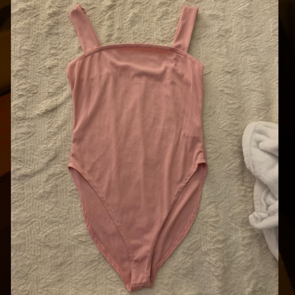 pink body suit 💖💖